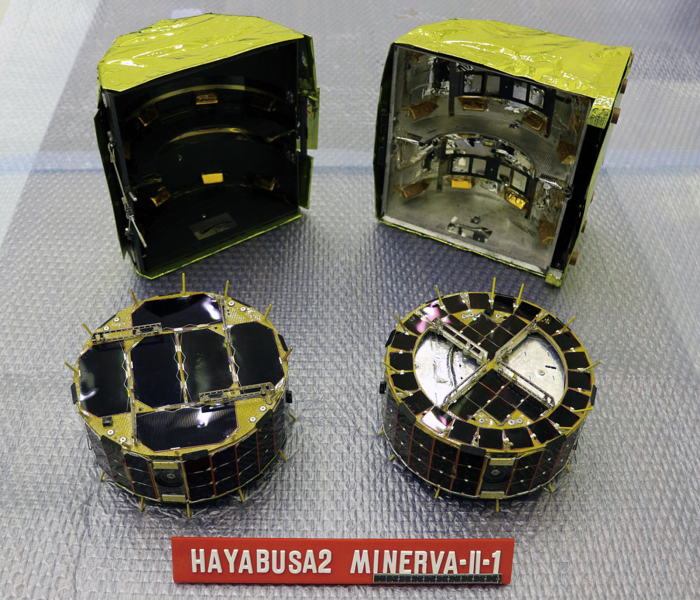 MINERVA-II1探査ローバシステム（フライトモデル）