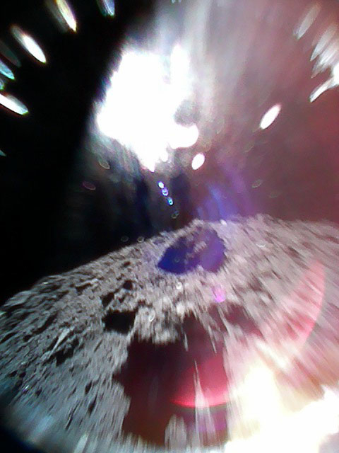 [MINERVA-II1] Image captured by Rover-1Aの写真