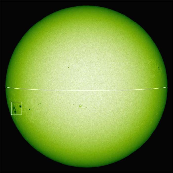 2014年11月15日に太陽フレア望遠鏡が撮影した連続光画像。