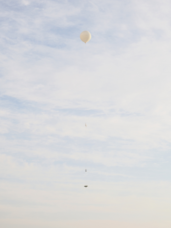 放球されたゴム気球 BS23-09号機 （クレジット：JAXA）